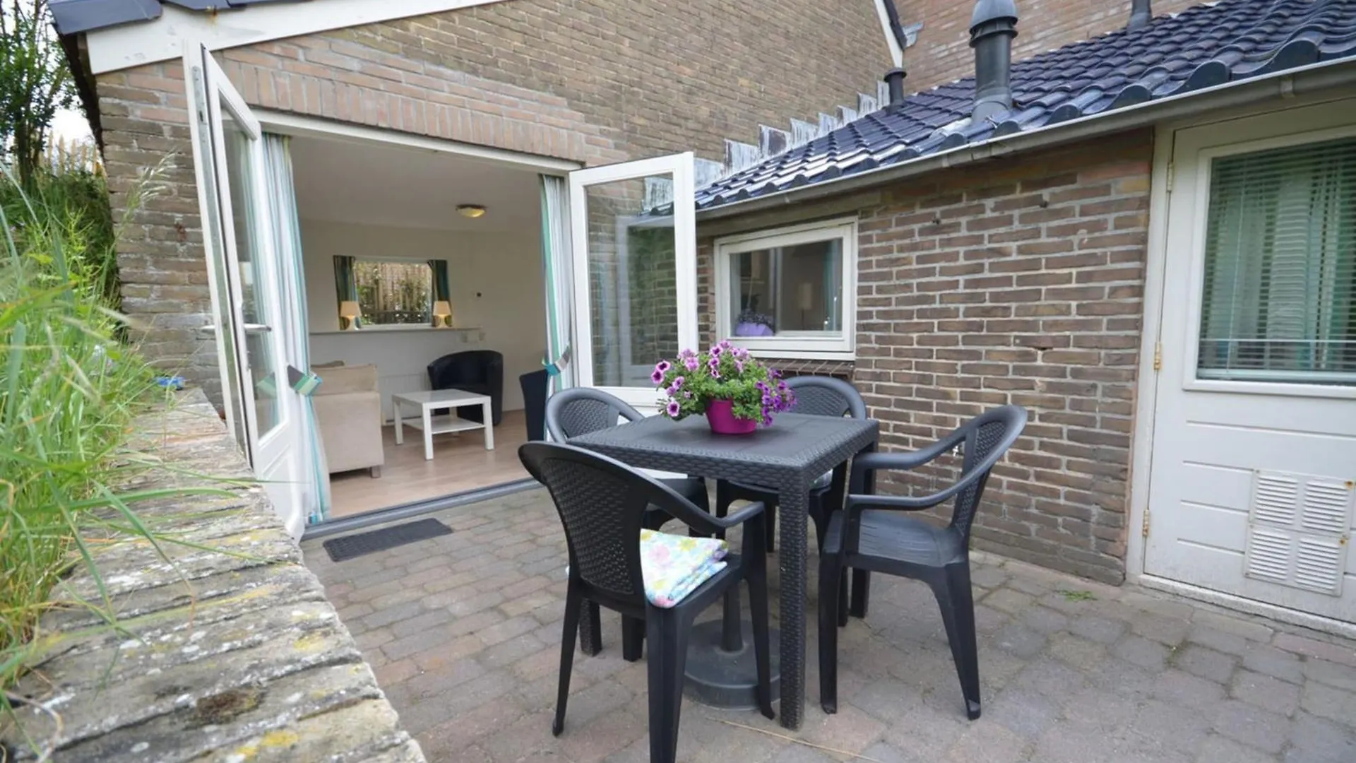 Anne'S Family Home With Private Parking Zandvoort