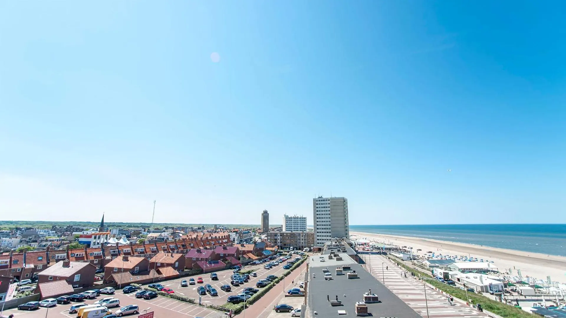 Casa vacanze Anne'S Family Home With Private Parking Zandvoort