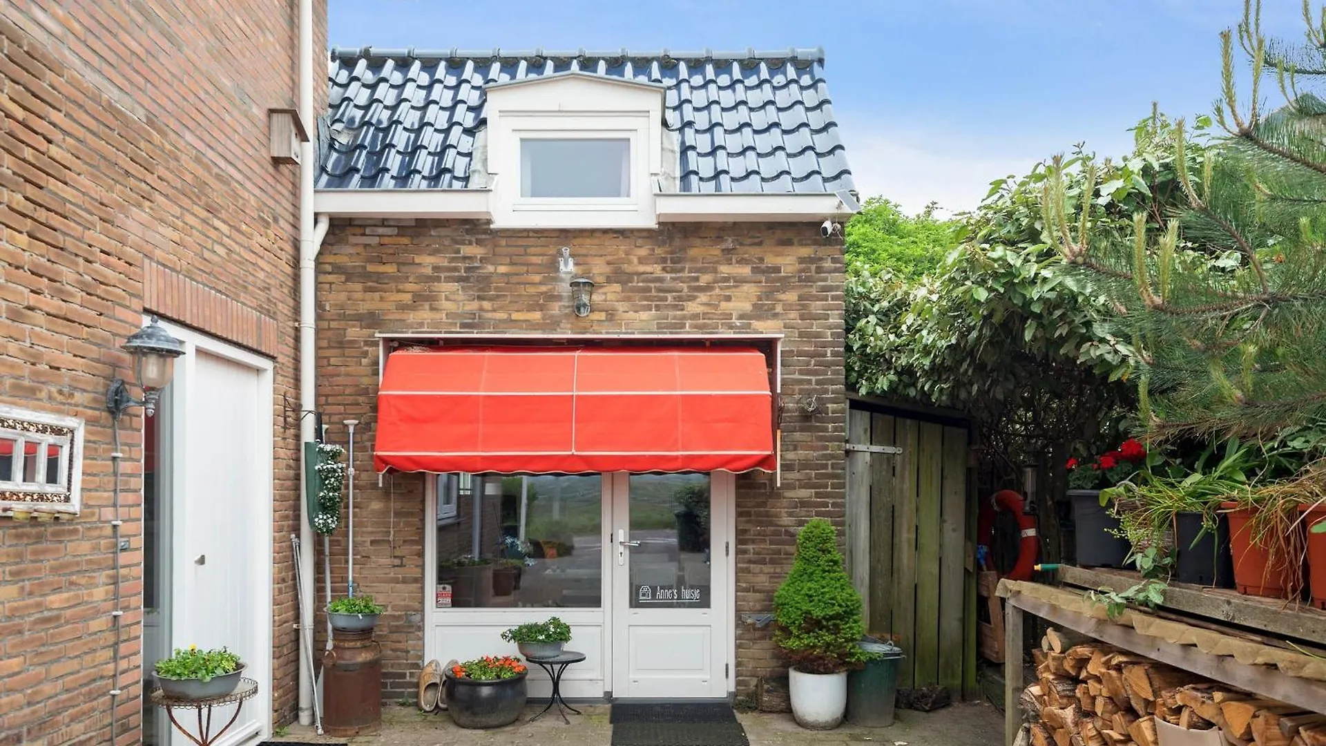 Anne'S Family Home With Private Parking Zandvoort